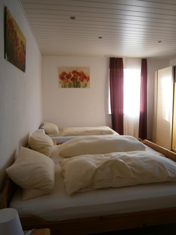 Hotel Strauss Waldbronn Kamer foto
