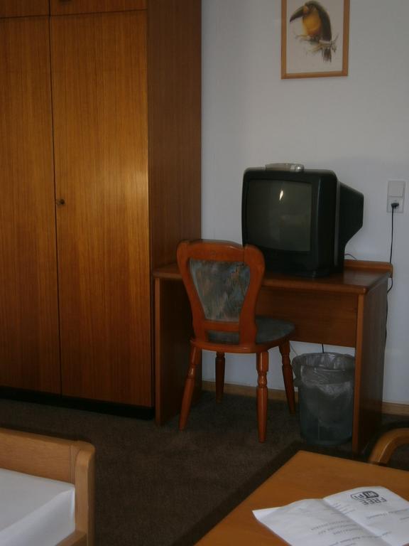 Hotel Strauss Waldbronn Kamer foto
