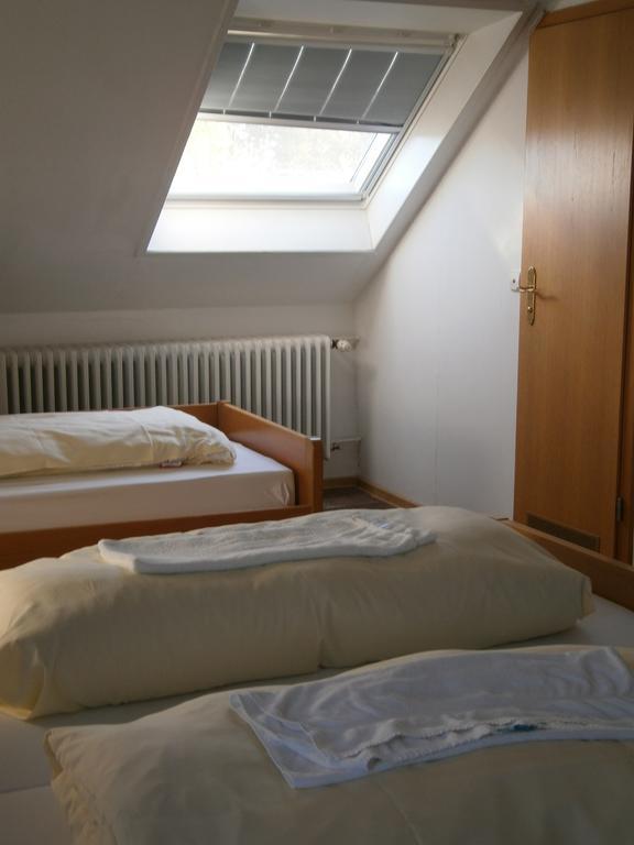 Hotel Strauss Waldbronn Kamer foto