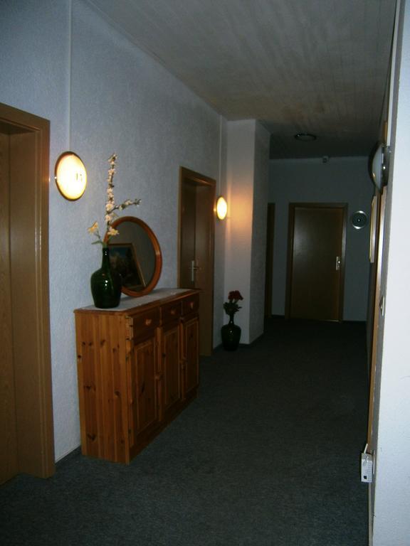 Hotel Strauss Waldbronn Buitenkant foto