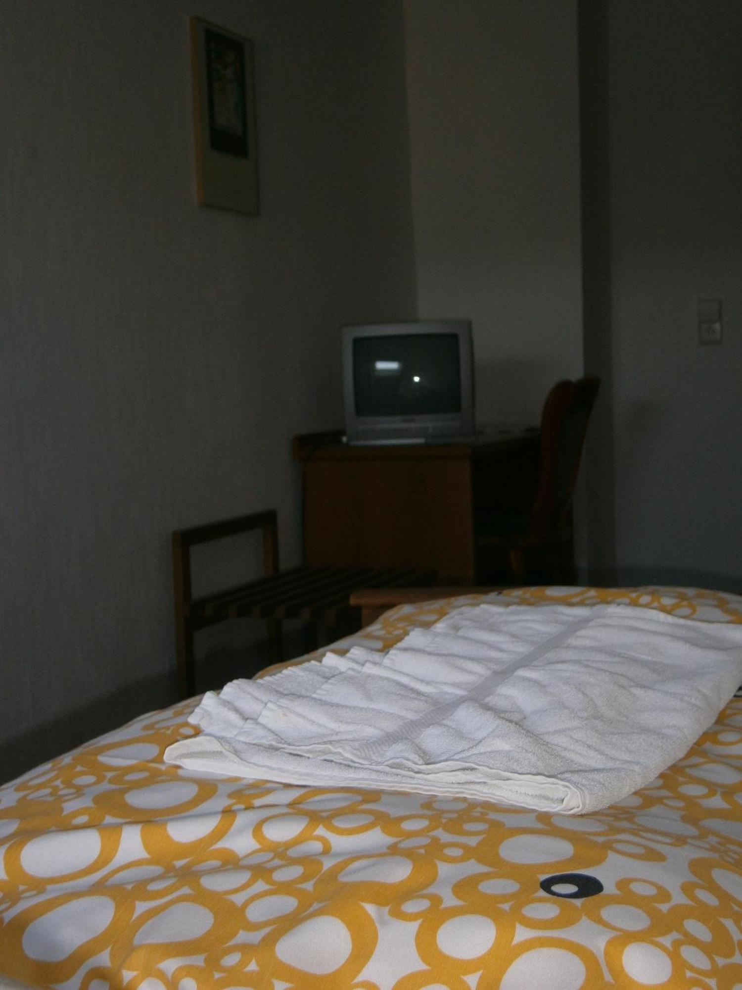 Hotel Strauss Waldbronn Buitenkant foto